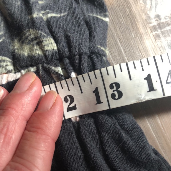 NWOT Dex short floral romper with long sleeves - Picture 6 of 8